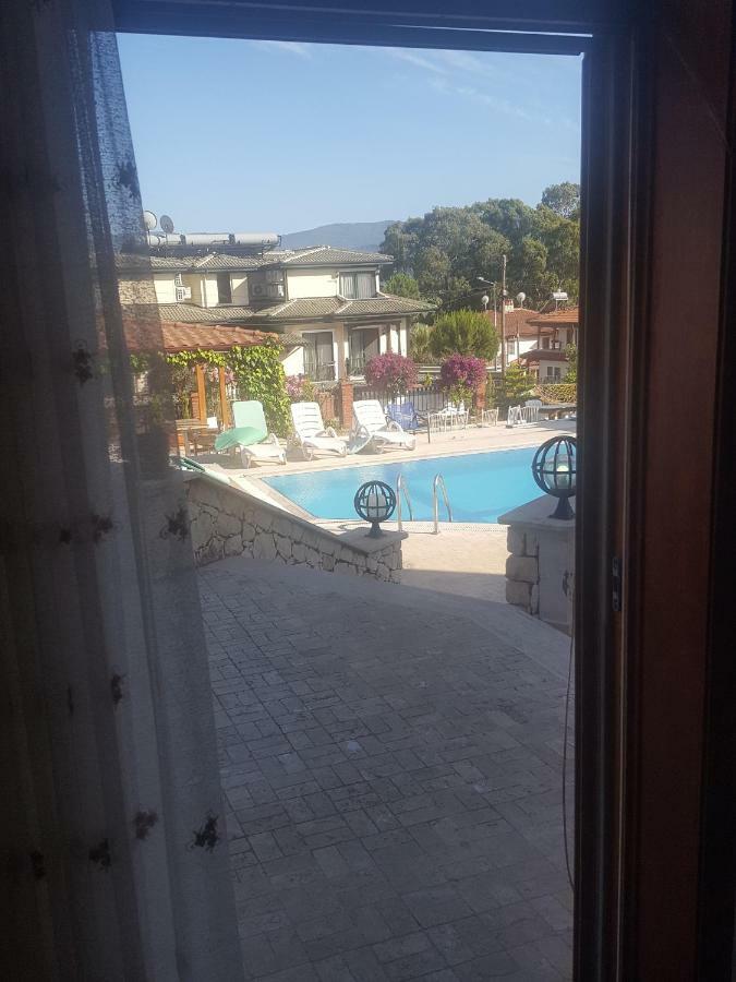 Ula Incilikonak חדר תמונה